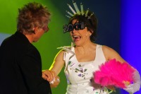 <i>La Folle part en cure</i>, c'est la nouvelle tourn�e de la g�niale imitatrice et chanteuse Liane Foly, une v�ritable Nicolas Canteloup au f�minin, au Pasino de Saint-Amand-Les-Eaux.<br />PHOTO JOHAN BEN AZZOUZ / LA VOIX DU NORD