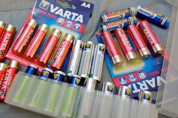 speedlight batteries